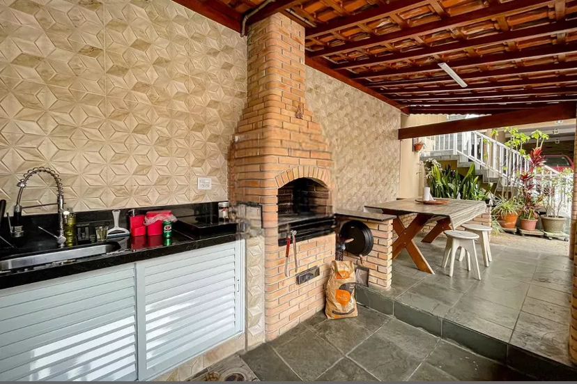 area de lazer com churrasqueira embutida